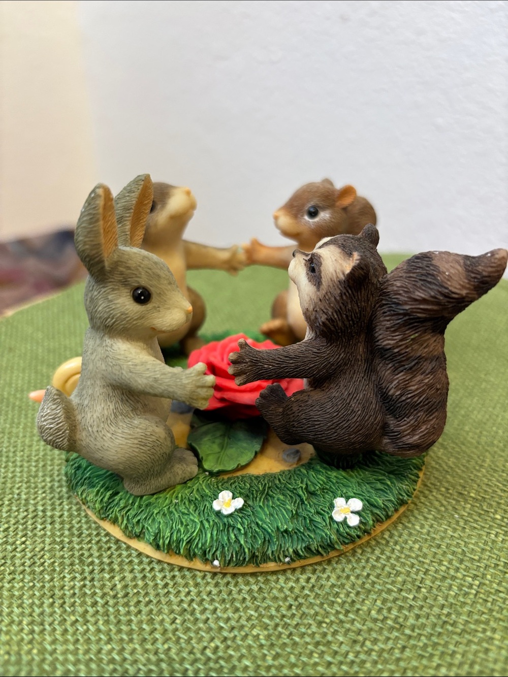 Vintage 1990’s Charming Tails ‘Ring Around the Rose’ figurine set.
